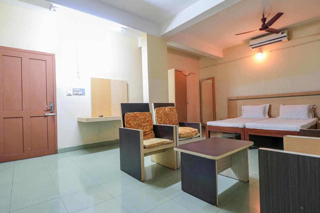 Spot On 60610 Malabar Tourist Home Kannur Exterior photo